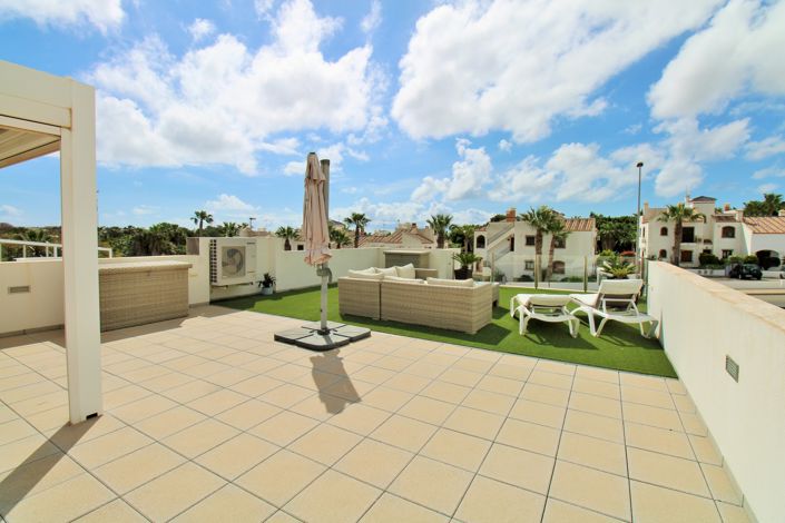 Image No.2-3 Bed Villa for sale