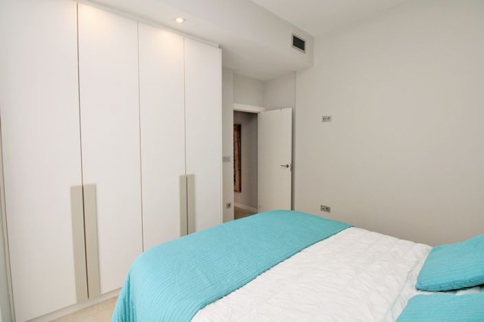 Image No.20-3 Bed Villa for sale