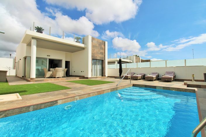 Image No.32-3 Bed Villa for sale