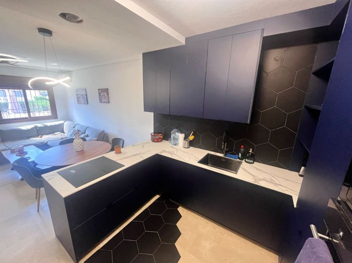 Image No.6-3 Bed Townhouse for sale