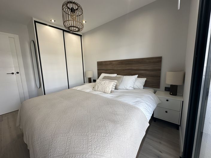 Image No.14-3 Bed Apartment for sale