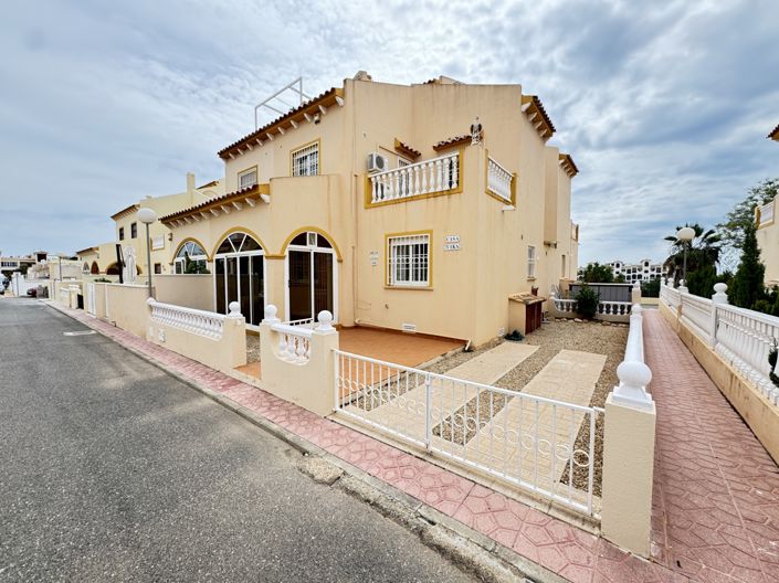 Image No.1-2 Bed Townhouse for sale