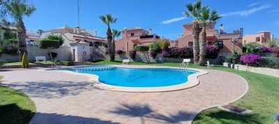 Vista Casas Real Estate most sold property