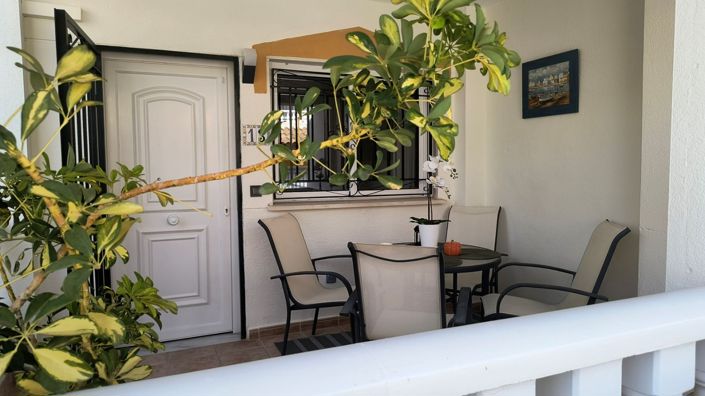 Image No.19-3 Bed Townhouse for sale