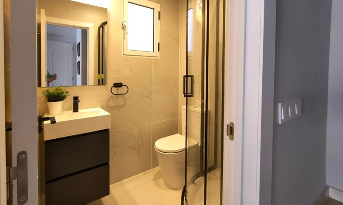 Image No.22-3 Bed Townhouse for sale