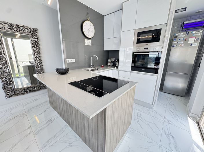 Image No.8-Villa de 4 chambres à vendre à Villamartin