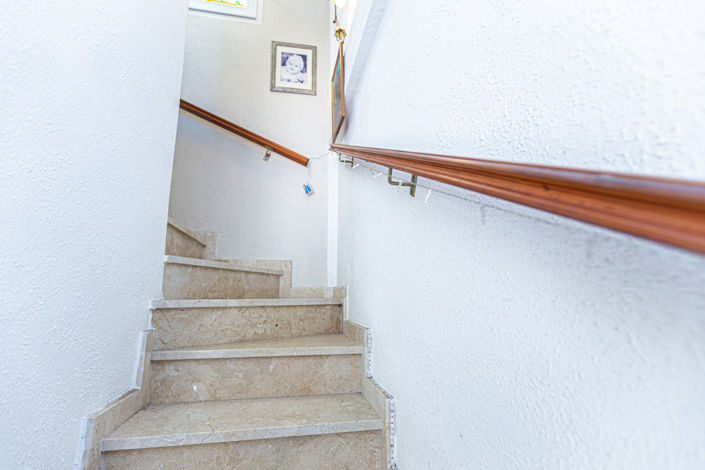 Image No.18-3 Bed Townhouse for sale