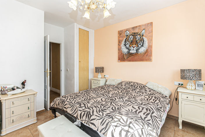 Image No.20-3 Bed Townhouse for sale