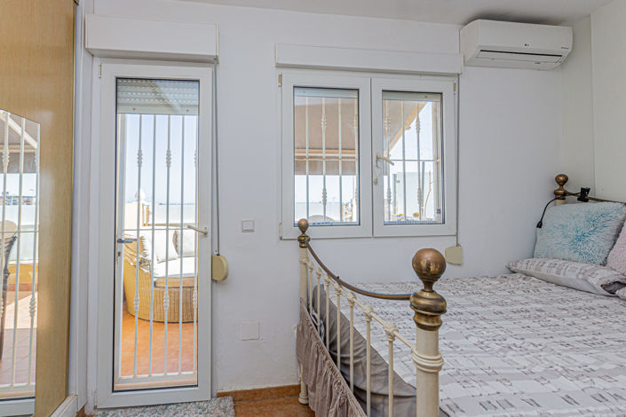 Image No.29-3 Bed Townhouse for sale