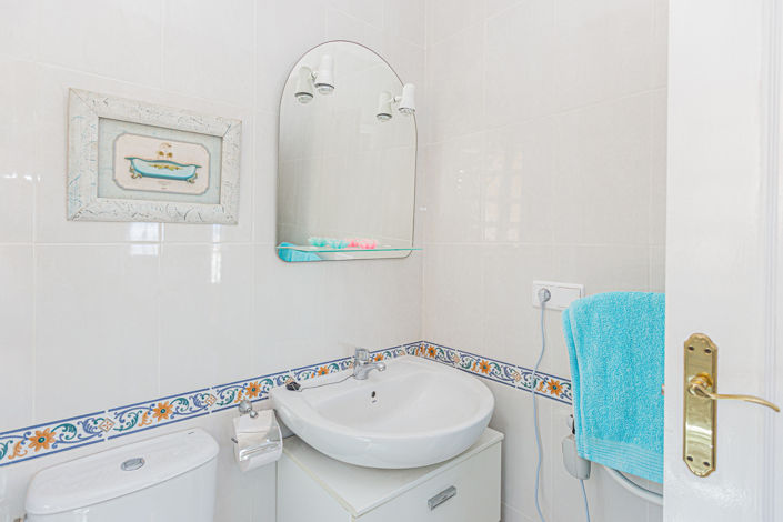 Image No.33-3 Bed Townhouse for sale