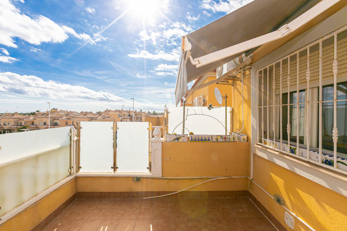 Image No.43-3 Bed Townhouse for sale