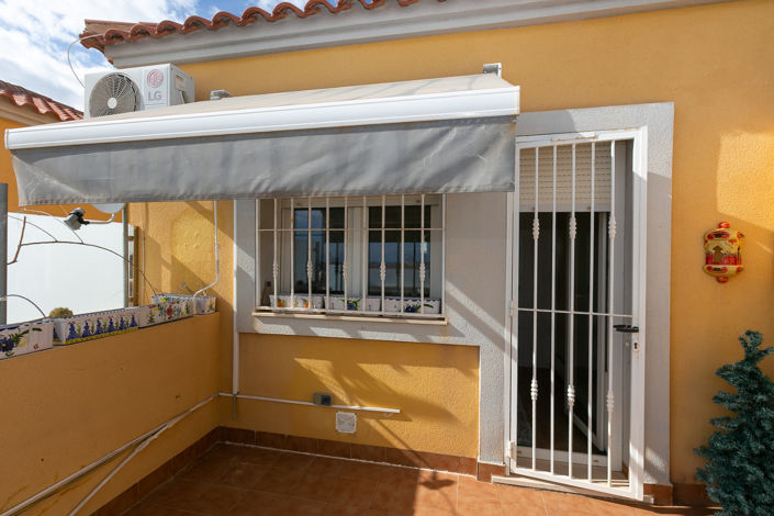 Image No.44-3 Bed Townhouse for sale