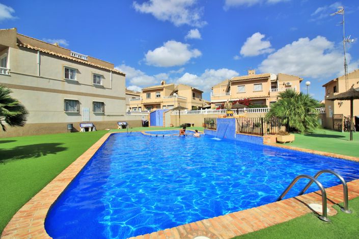 Image No.1-Appartement de 2 chambres à vendre à Villamartin