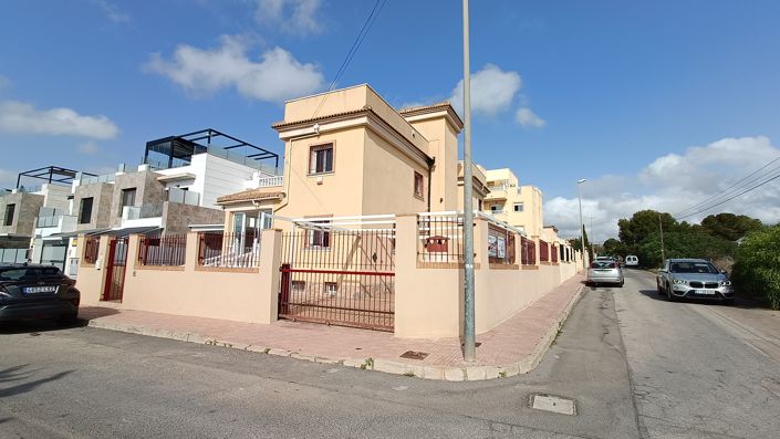 Image No.1-Villa de 3 chambres à vendre à Cabo Roig