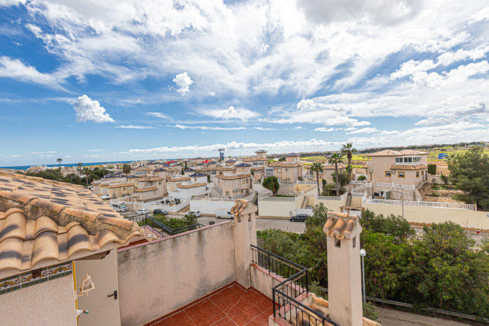 Image No.35-3 Bed Townhouse for sale