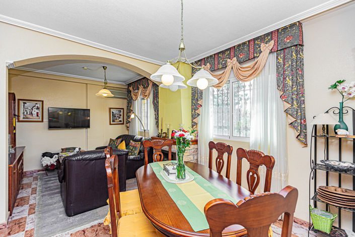 Image No.5-3 Bed Townhouse for sale