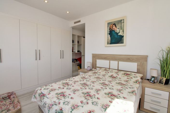 Image No.14-3 Bed Villa for sale