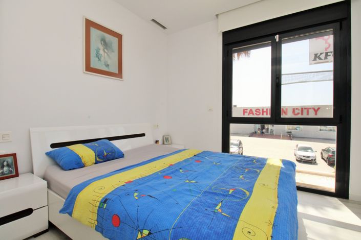 Image No.16-3 Bed Villa for sale