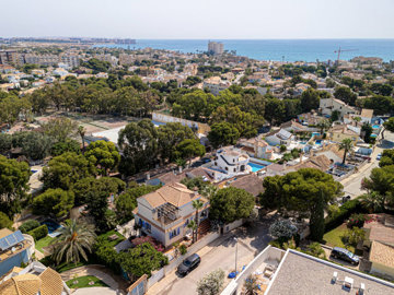 Vista Casas Real Estate most sold property