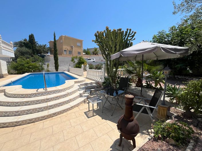 Image No.10-3 Bed Villa for sale