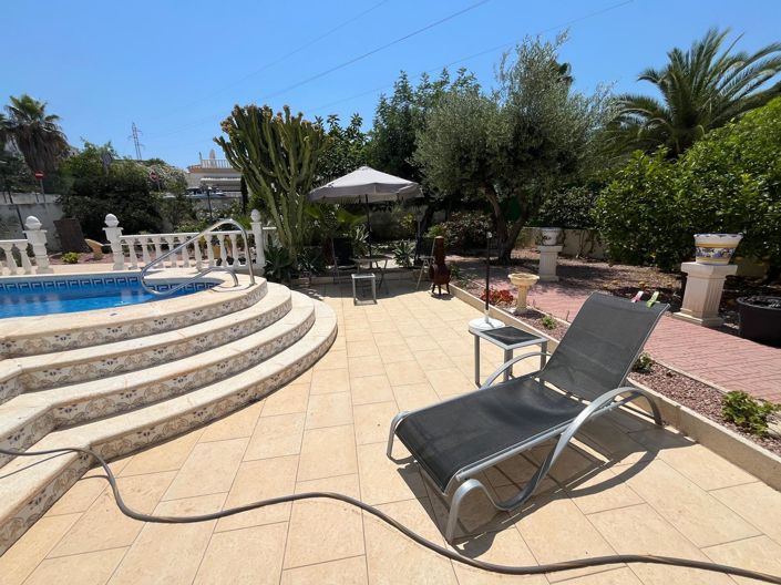 Image No.12-3 Bed Villa for sale