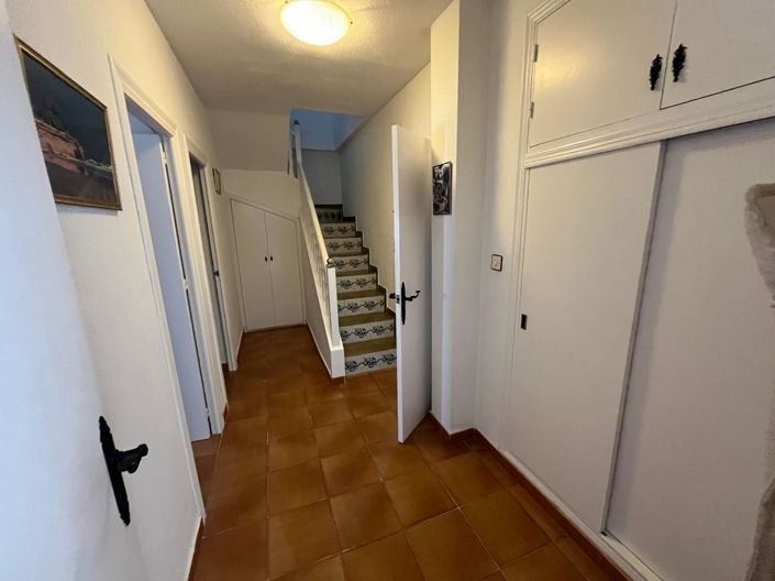 Image No.27-3 Bed Villa for sale