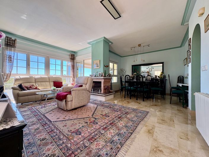 Image No.3-2 Bed Villa for sale