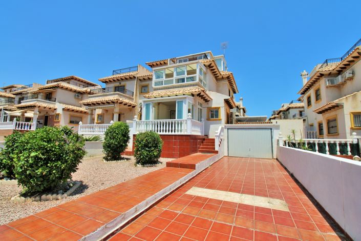 Image No.1-2 Bed Townhouse for sale