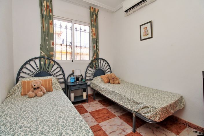 Image No.24-2 Bed Townhouse for sale