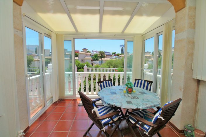 Image No.4-2 Bed Townhouse for sale