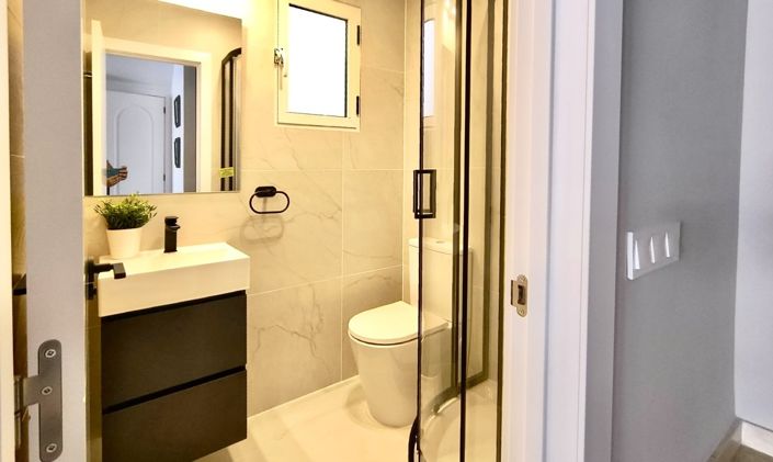 Image No.14-3 Bed Townhouse for sale