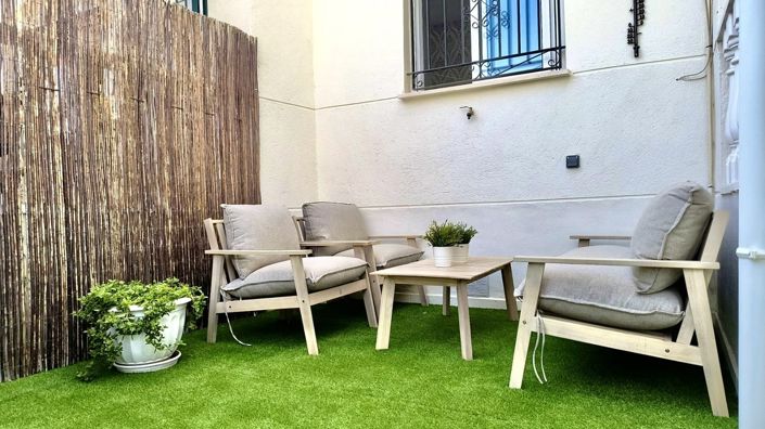 Image No.30-3 Bed Townhouse for sale