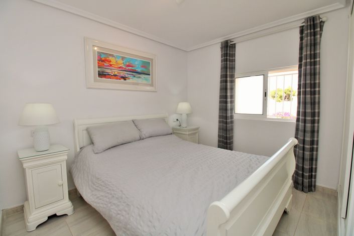 Image No.14-1 Bed Bungalow for sale