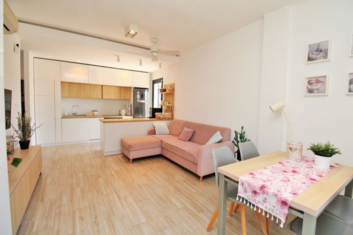 Image No.7-3 Bed Villa for sale