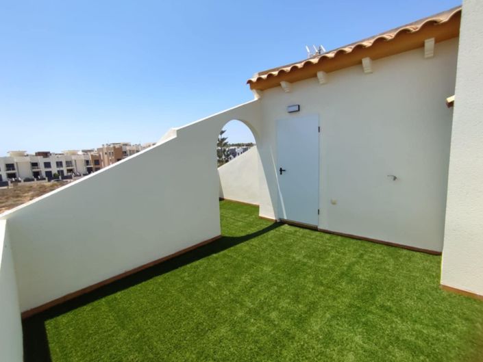 Image No.20-2 Bed Villa for sale