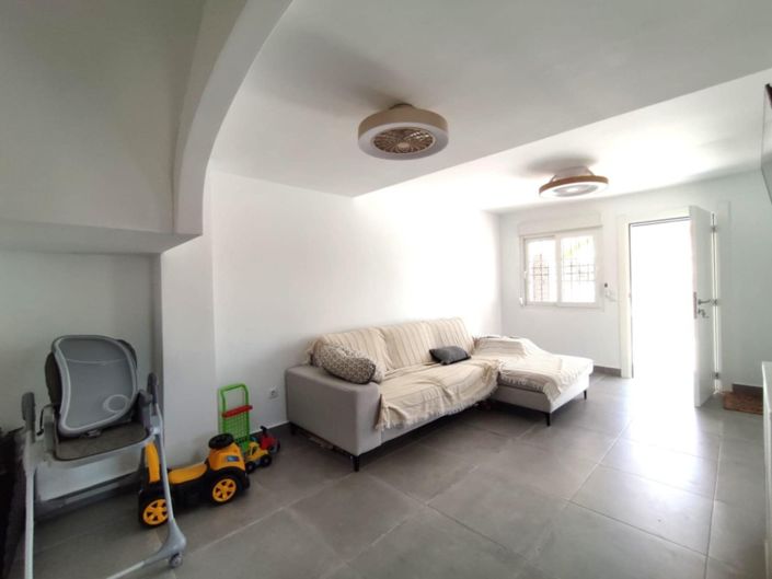 Image No.26-2 Bed Villa for sale