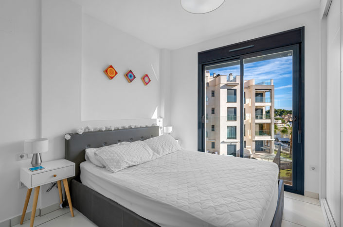 Image No.11-2 Bed Apartment for sale