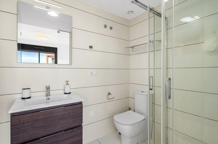 Image No.14-2 Bed Apartment for sale