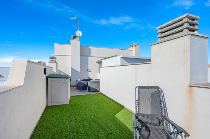 Image No.20-2 Bed Apartment for sale