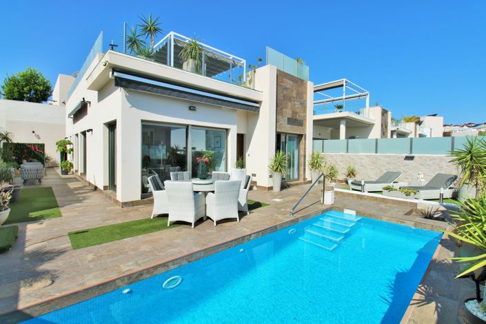 Image No.1-Villa de 4 chambres à vendre à Villamartin