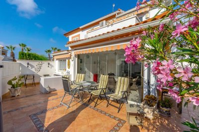 Vista Casas Real Estate most sold property