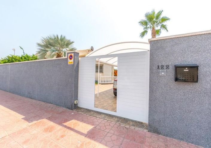 Image No.35-Villa de 4 chambres à vendre à Playa Flamenca