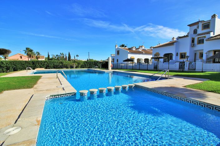 Image No.2-3 Bed Townhouse for sale