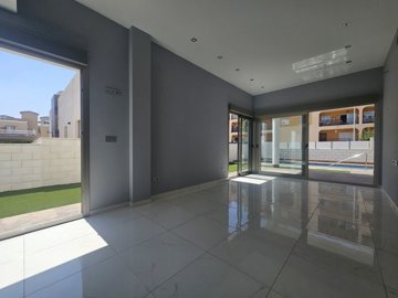 20250807123732xlarge