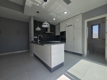 20250807123643xlarge