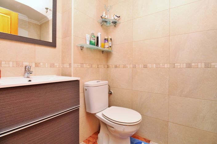 Image No.15-2 Bed Apartment for sale