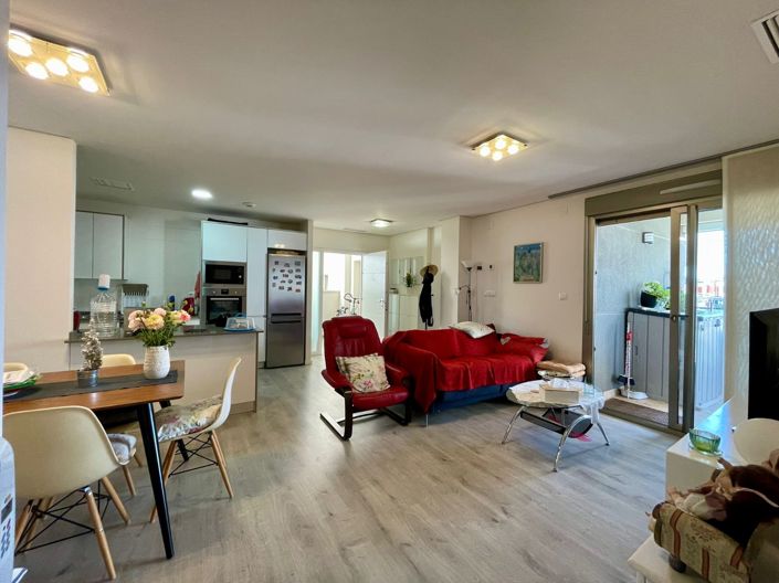 Image No.3-2 Bed Apartment for sale