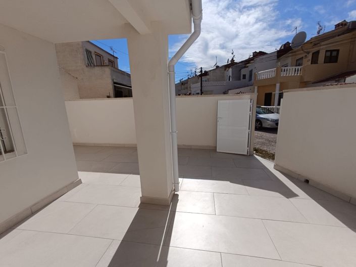 Image No.12-Appartement de 2 chambres à vendre à Torrevieja