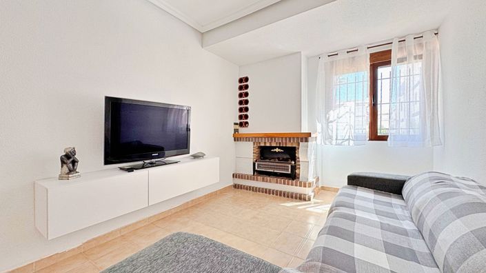 Image No.2-Appartement de 3 chambres à vendre à Punta Prima