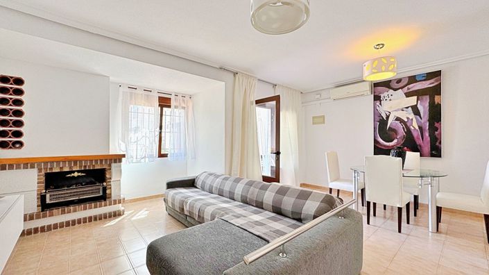 Image No.3-Appartement de 3 chambres à vendre à Punta Prima